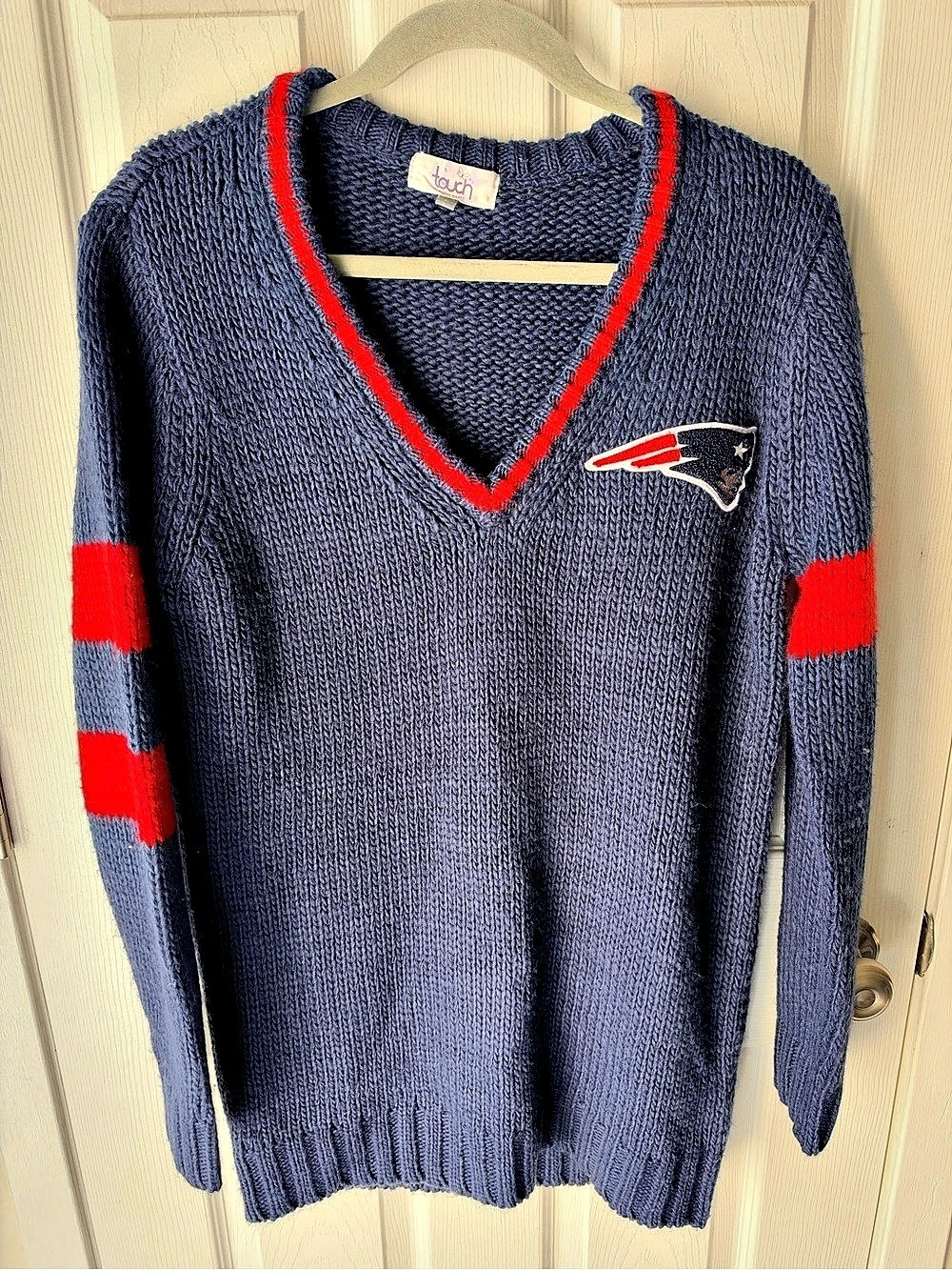 touch Patriots V-Neck Sweater in Blue & Red Size Large Like New